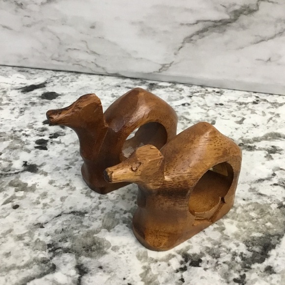 Set Of 6 Hand Craved Animal Napkin Rings - Picture 12 of 12
